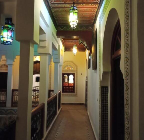 پانسیون Les Jardins De Ryad Bahia