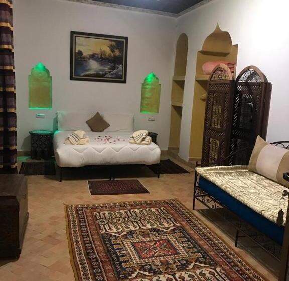 پانسیون Les Jardins De Ryad Bahia