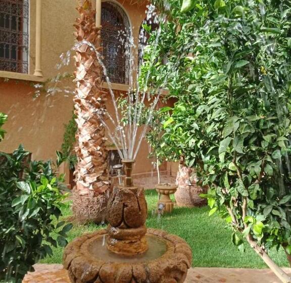 پانسیون Les Jardins De Ryad Bahia