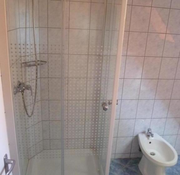 膳宿费 Liget Szálláshely