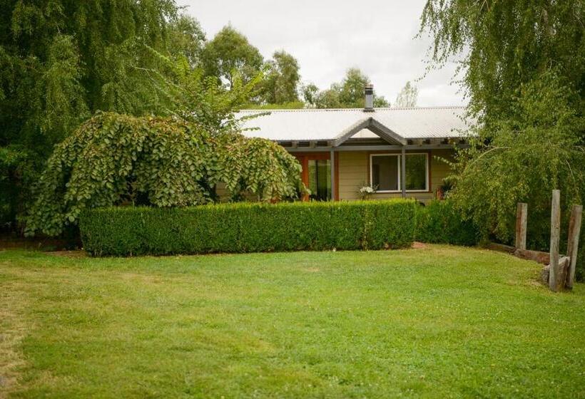 استراحتگاه Borrodell Vineyard