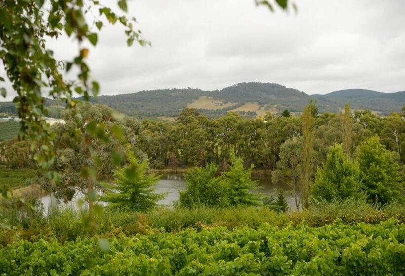 استراحتگاه Borrodell Vineyard