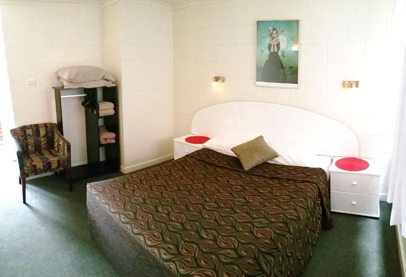 A&a Lodge Motel