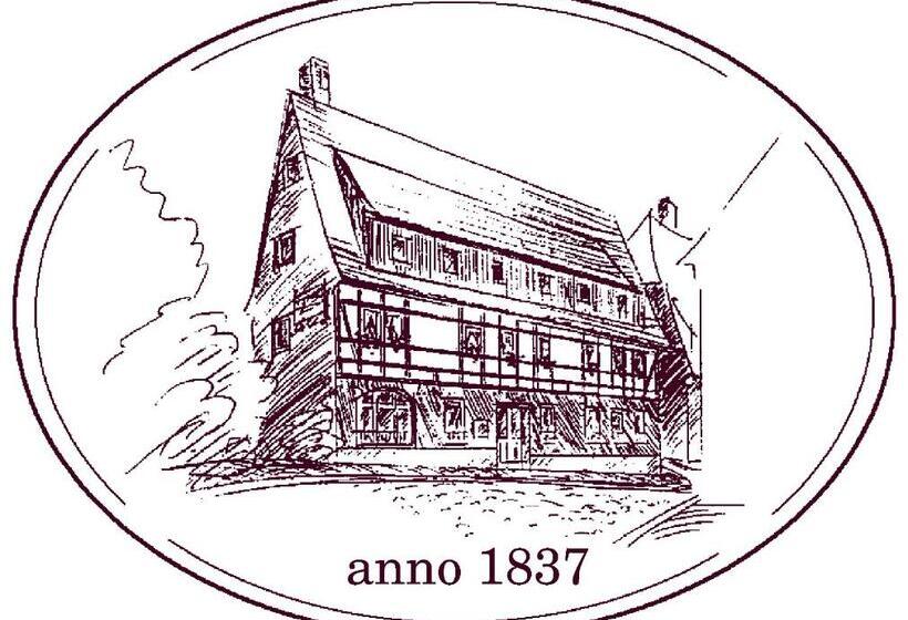 호스텔 Gasthaus& Pension Zum Roten Haus