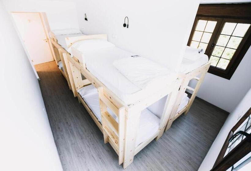 호스텔 Latas Surf House