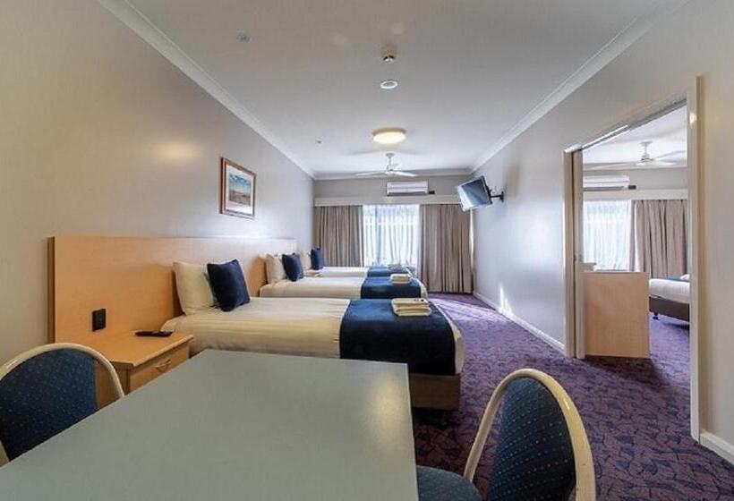 Albert Motel