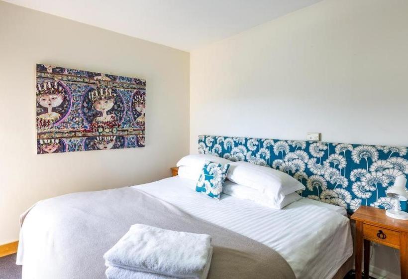 Alpine Woodsmoke Apartments