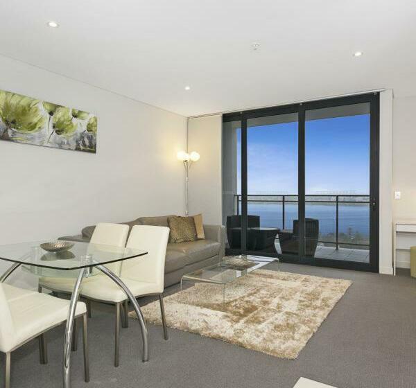 Astra Apartments Perth   Zenith