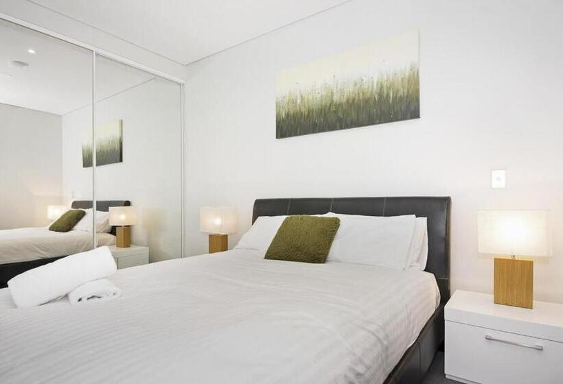 Astra Apartments Perth Zenith