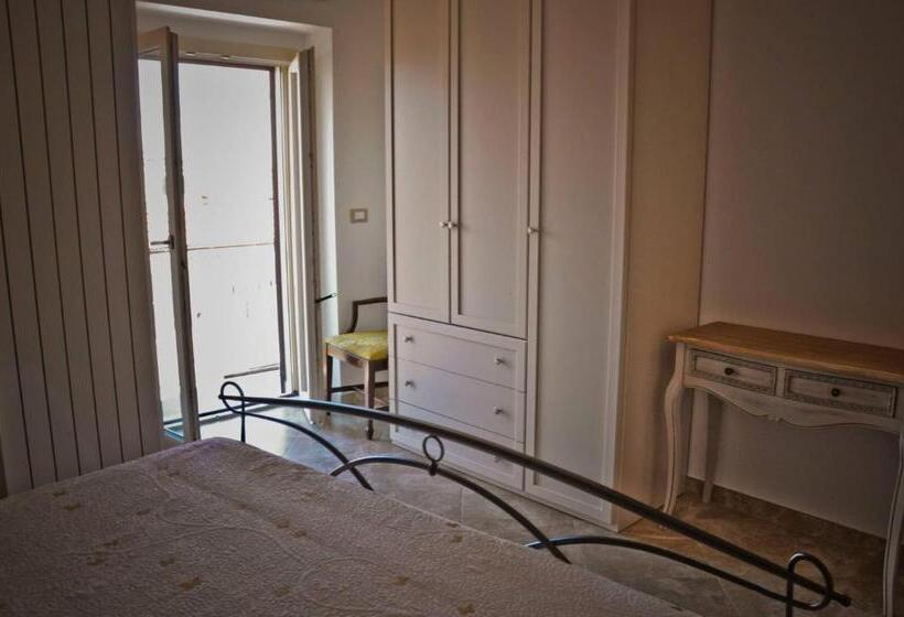 B&b La Voce Della Luna