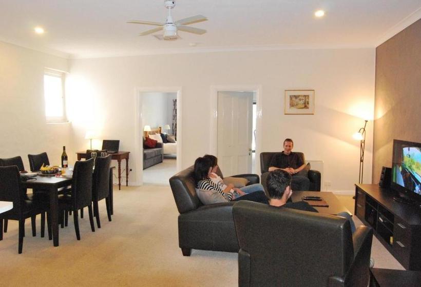 צימר Brayfield Cottage