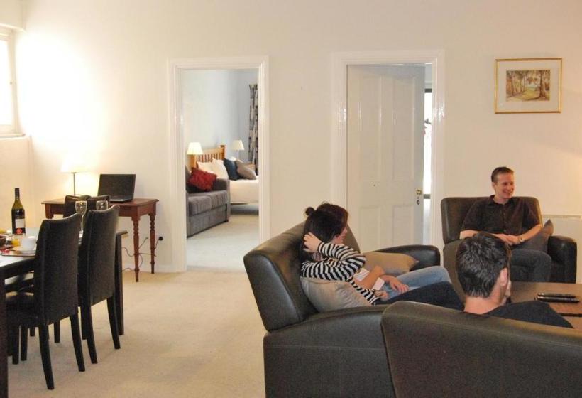 צימר Brayfield Cottage