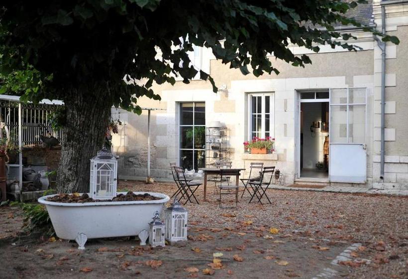 مبيت وإفطار Chambres Et Tables D'hôtes Le Voriou