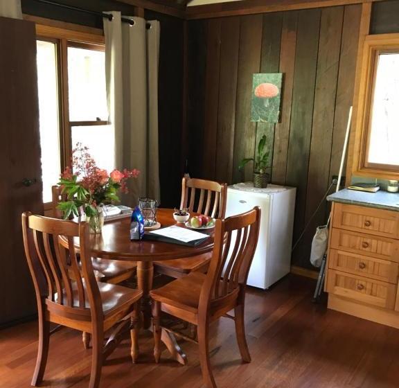 住宿加早餐  Ghost Hill Road Retreat