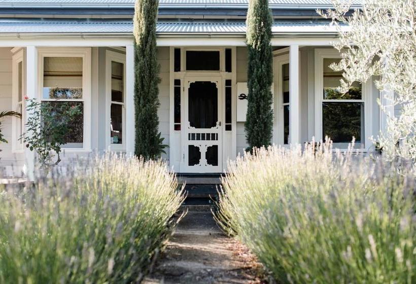 Bed and Breakfast La Maison St Arnaud