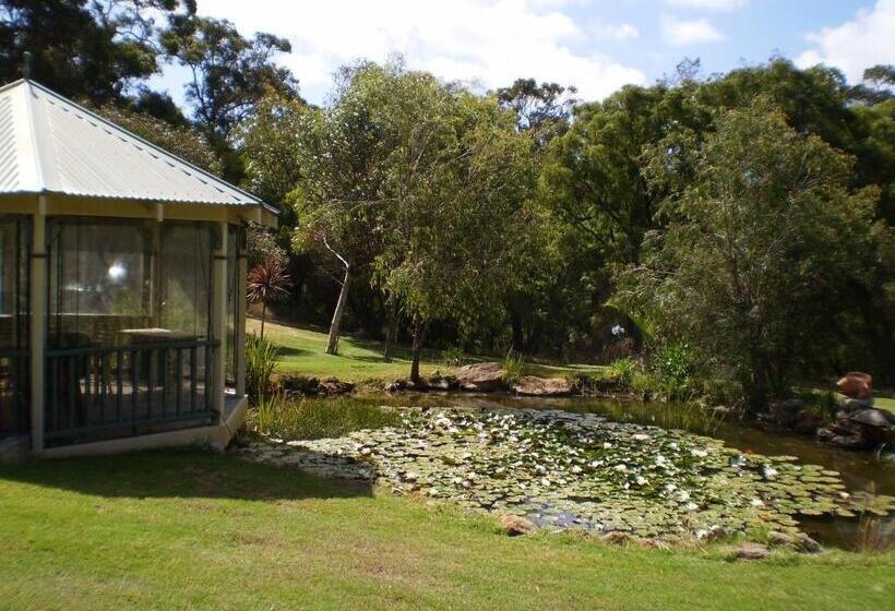 تختخواب و صبحانه Pinda Lodge