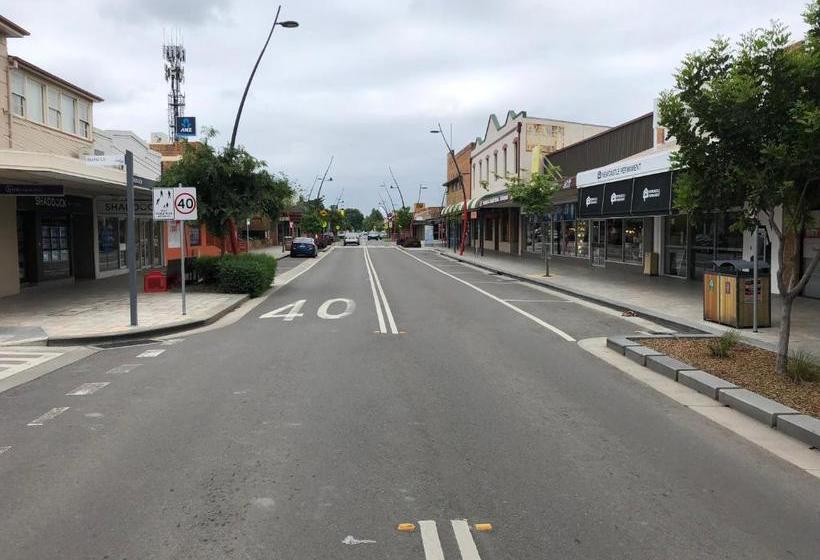 Benjamin Singleton Motel