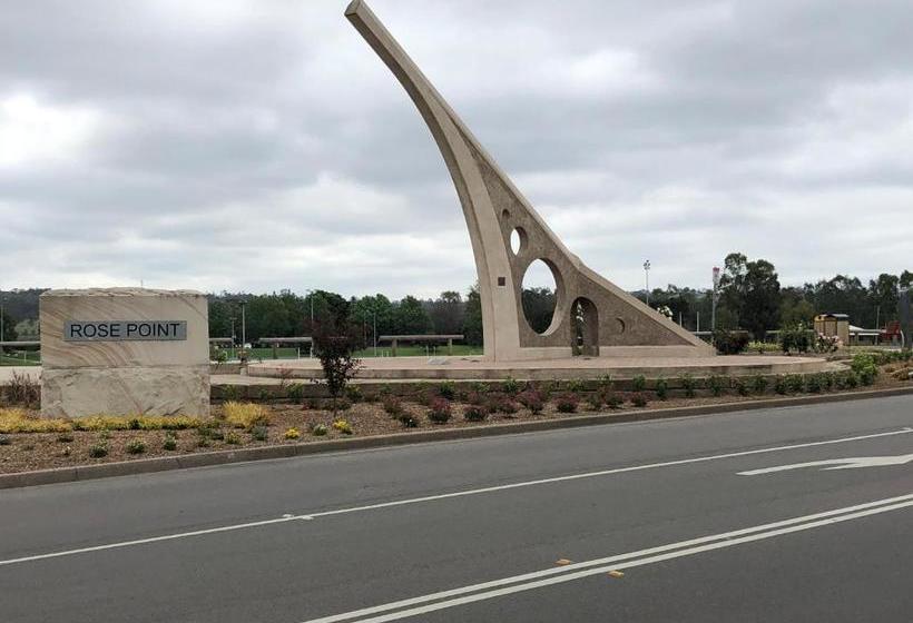 Benjamin Singleton Motel