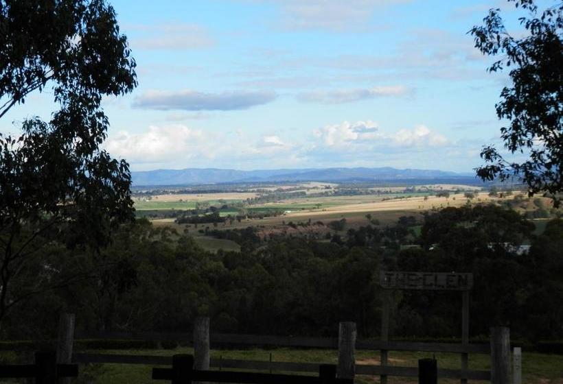 Benjamin Singleton Motel