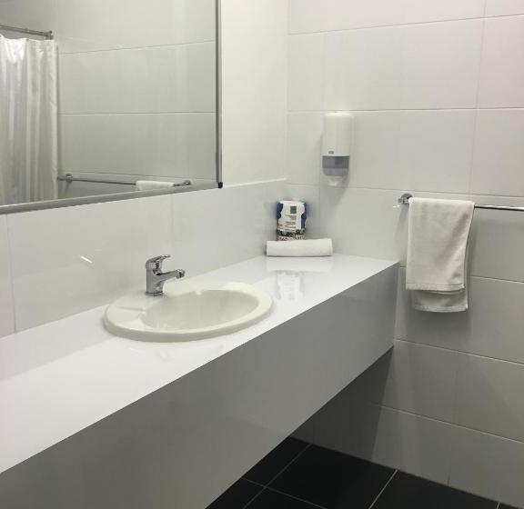 Black Nugget Hotel Motel