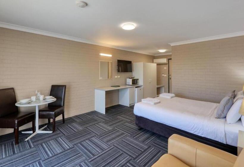Canowindra Riverview Motel