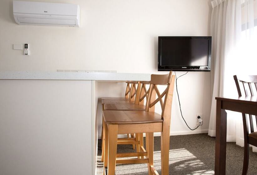 Centralpoint Motel
