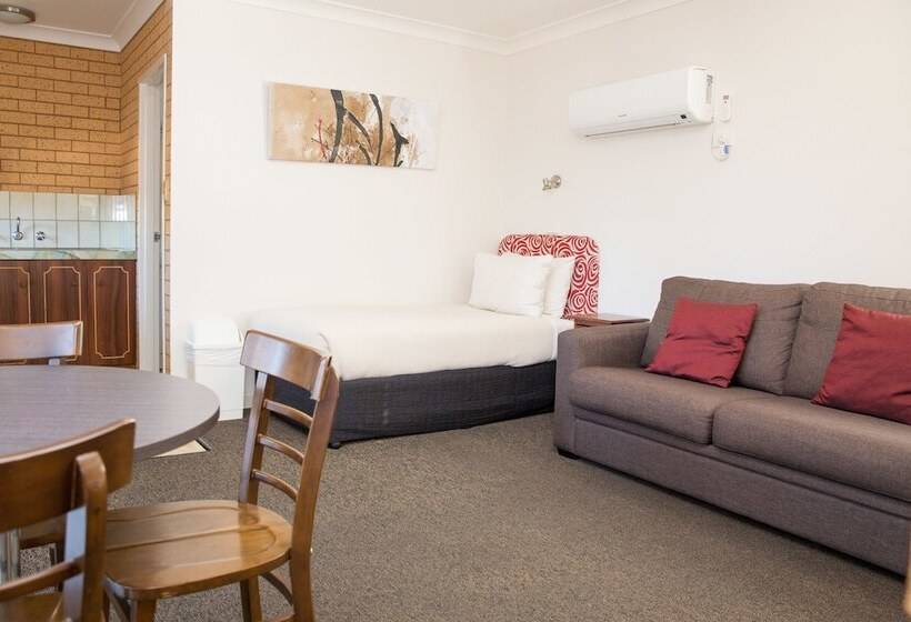 Centralpoint Motel