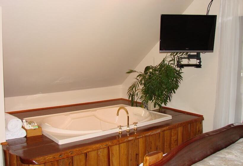 Clarence River Bed & Breakfast