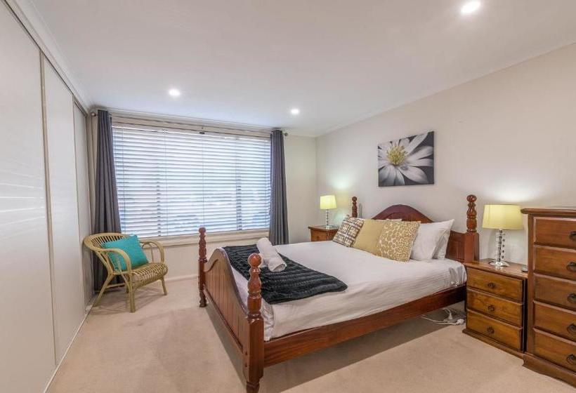 Cole House Apartments