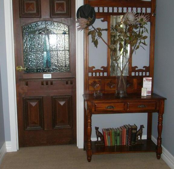 Emeu Inn Bed & Breakfast