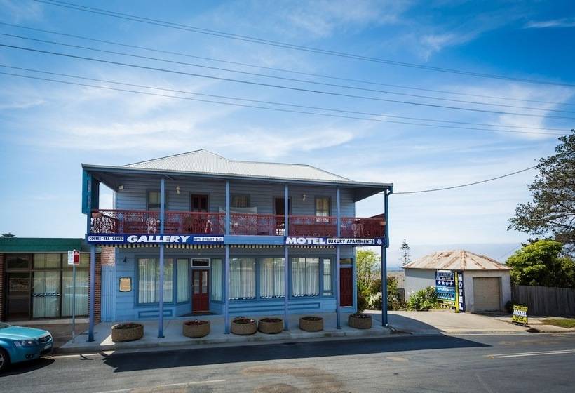 Heritage House Motel & Units