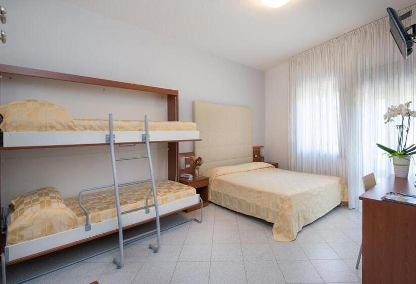 ホテル Albergo Arcobaleno