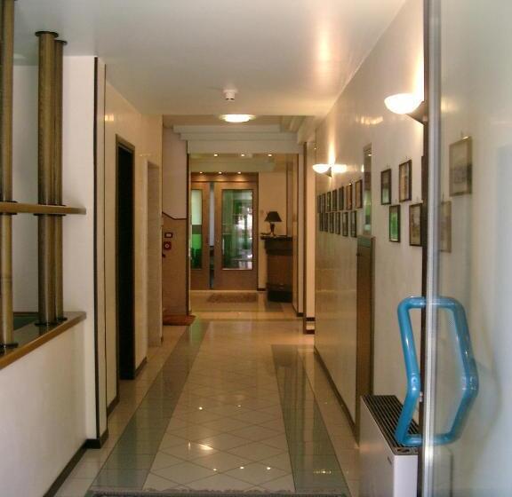 ホテル Albergo Arcobaleno