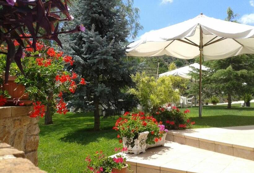 فندق Albergo Villa Riccio
