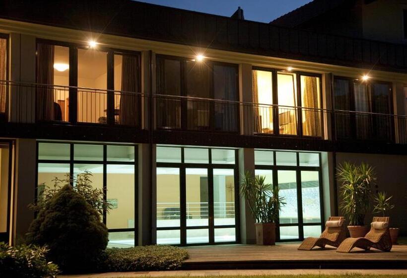 هتل Alhartinger Hof