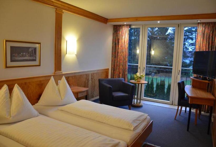 هتل Alhartinger Hof