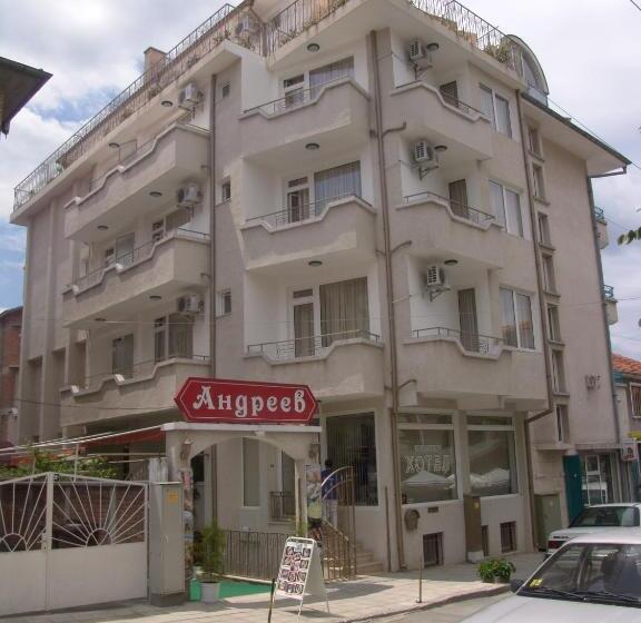Family Hotel Andreev