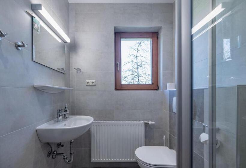 فندق Bauernhof Pension Hofmayer