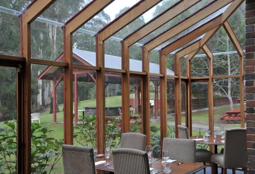 בית מלון כפרי Black Spur Inn