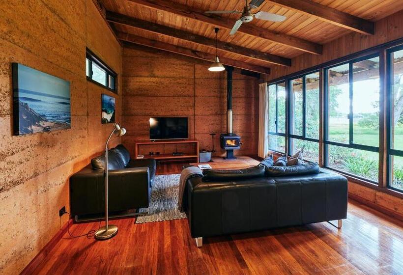 هتل Burnside Organic Farm