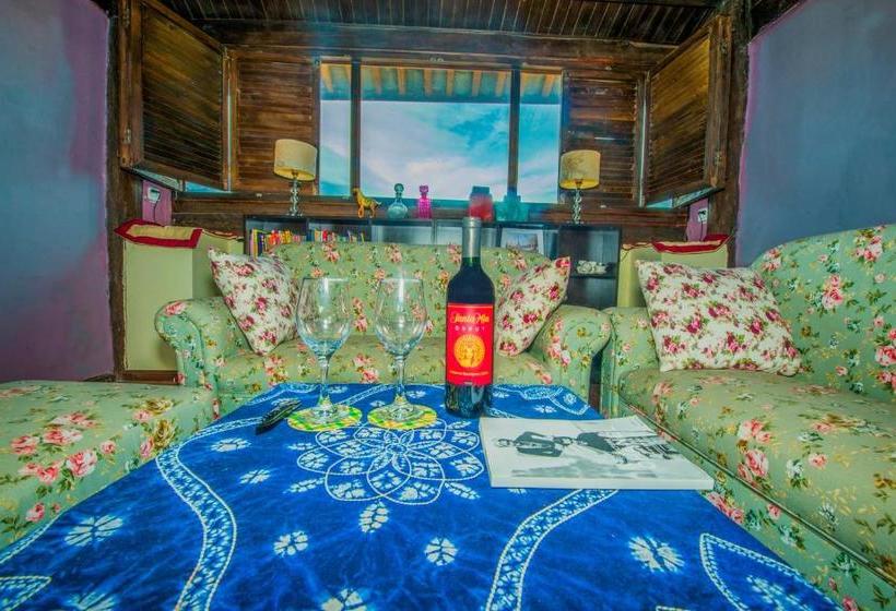 هتل Cantonese Garden