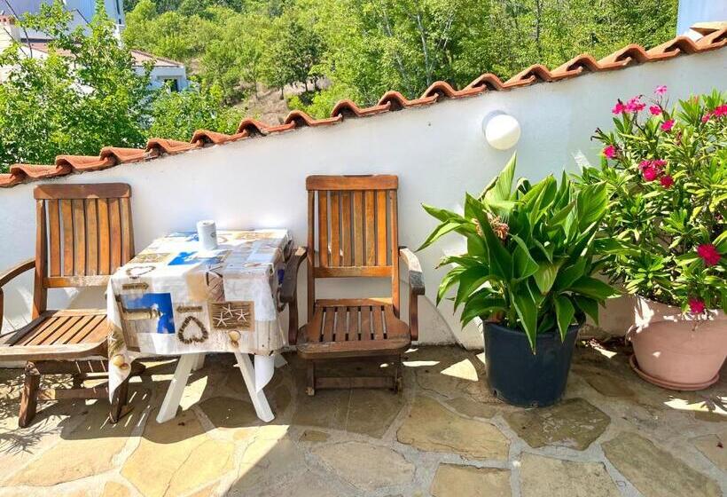 Отель Gamartata