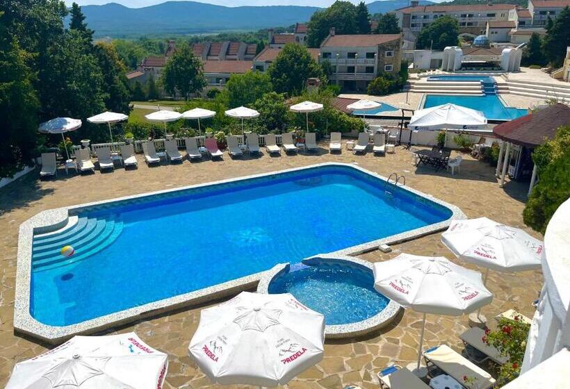 Отель Gamartata