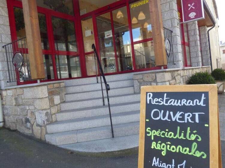 酒店 Hôtel Restaurant Prunières