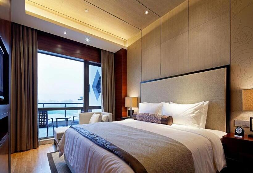 Отель Jinling Resort Tianquan Lake