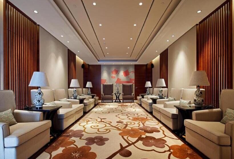 Отель Jinling Resort Tianquan Lake