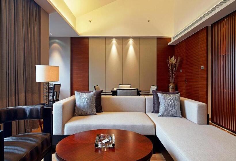 Отель Jinling Resort Tianquan Lake