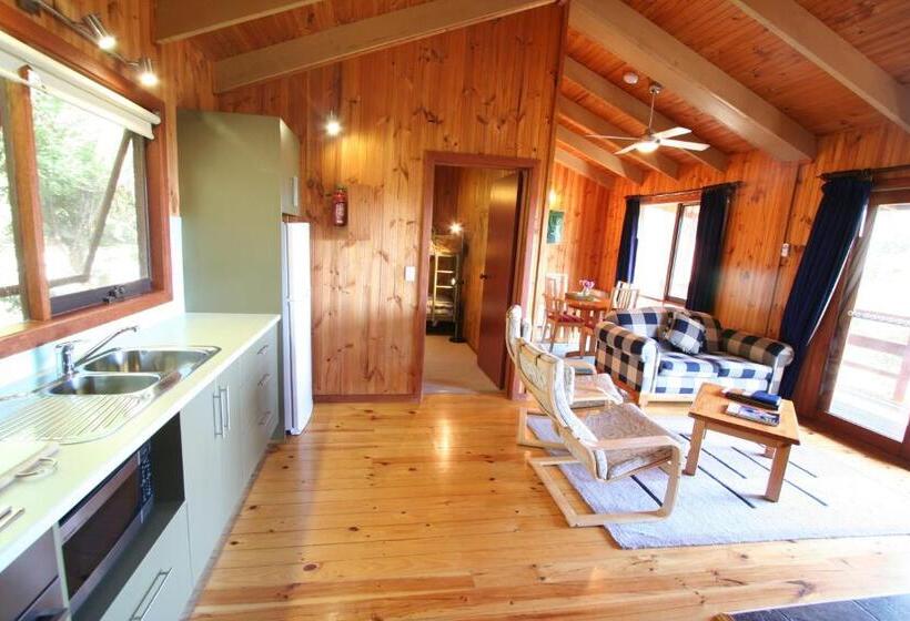 בית מלון כפרי Johanna River Farm & Cottages