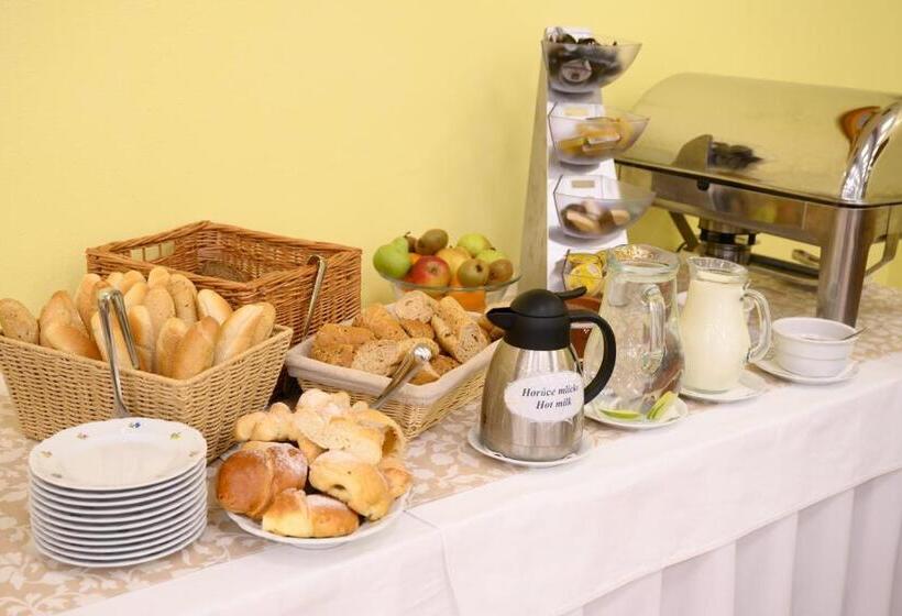 酒店 Julianin Dvor