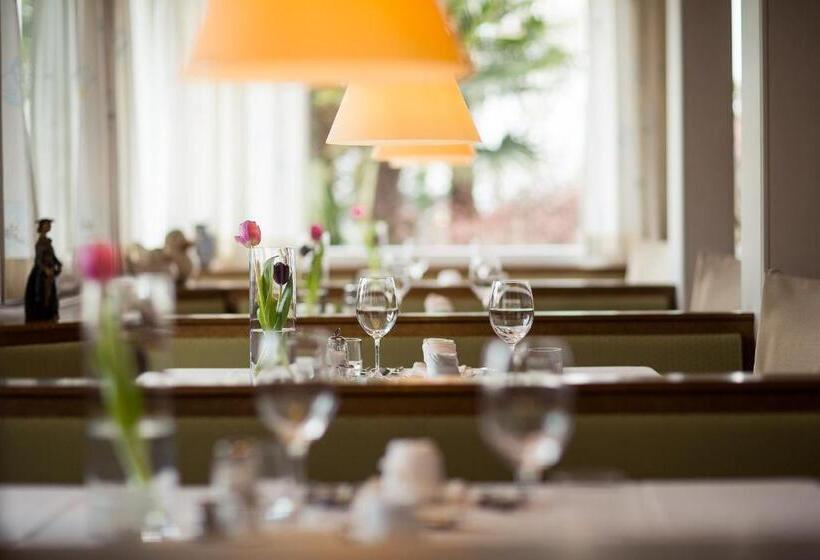 Отель Landhaus Innerhofer